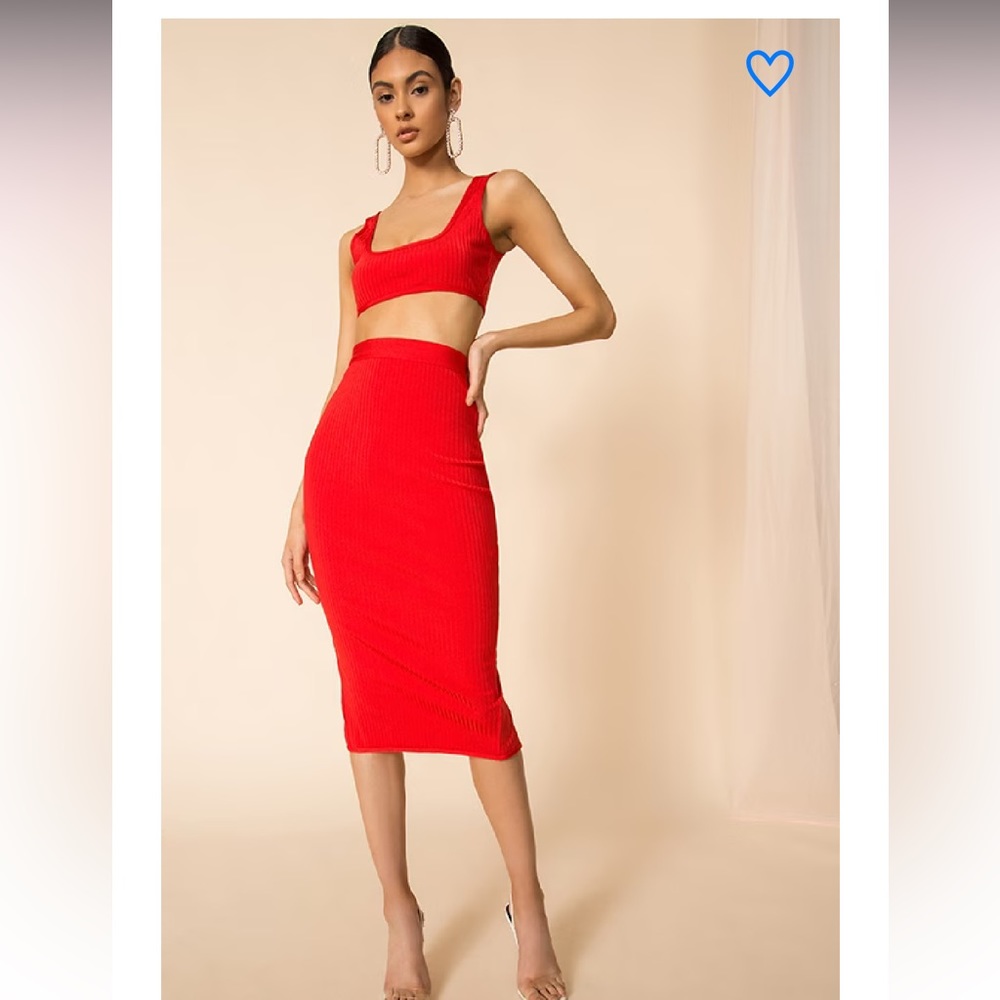 superdown Akeela Midi Skirt Set in Red